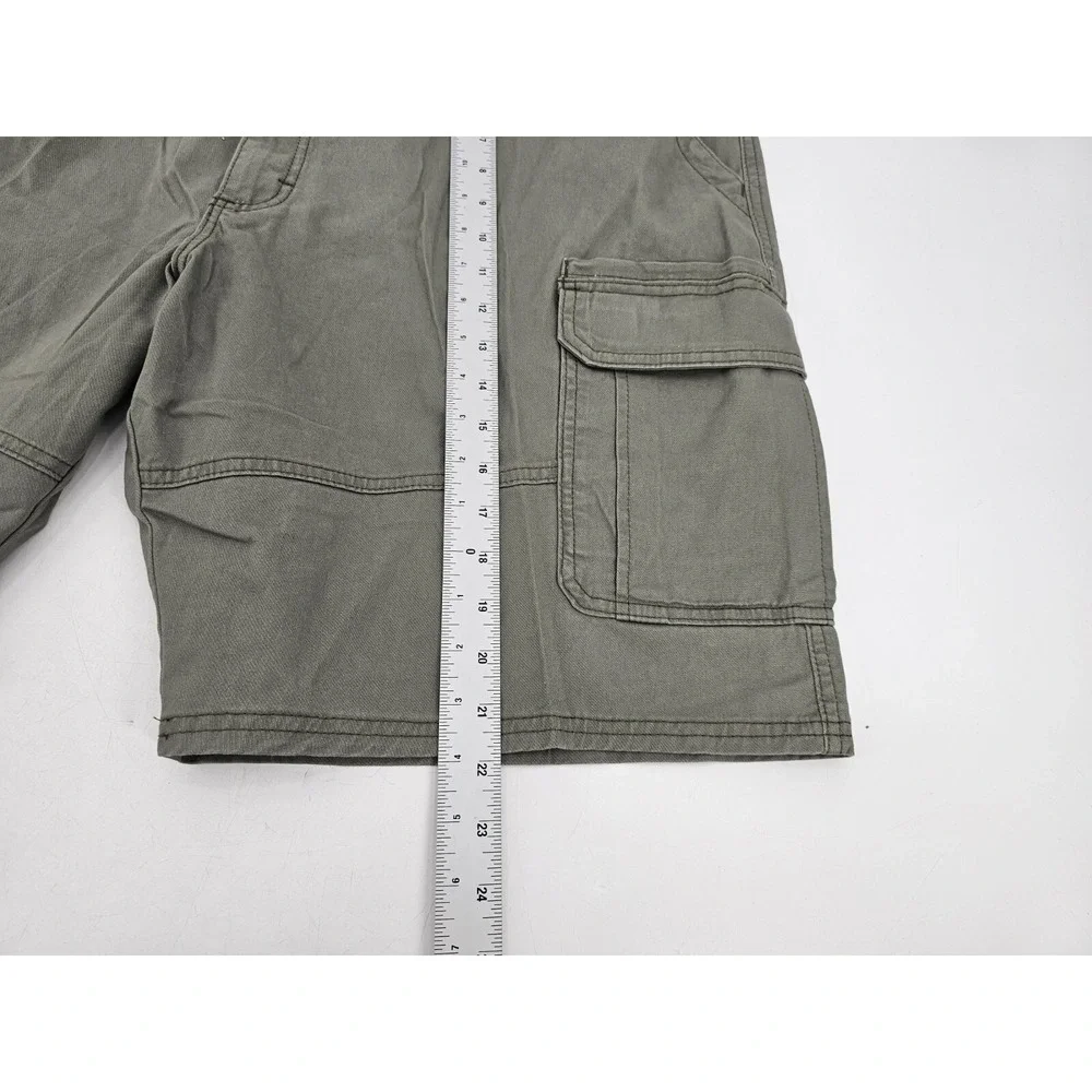 NWT Wrangle Authentics Shorts Men's Size 44‎ Cargo Pockets Outdoors Green